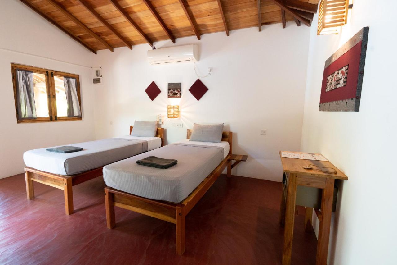 Hotel Babar Point 3*
