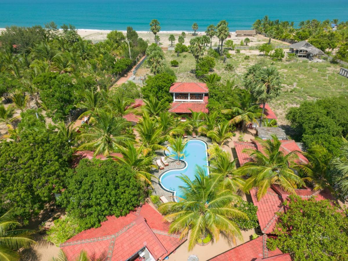 Babar Point Hotel 3*