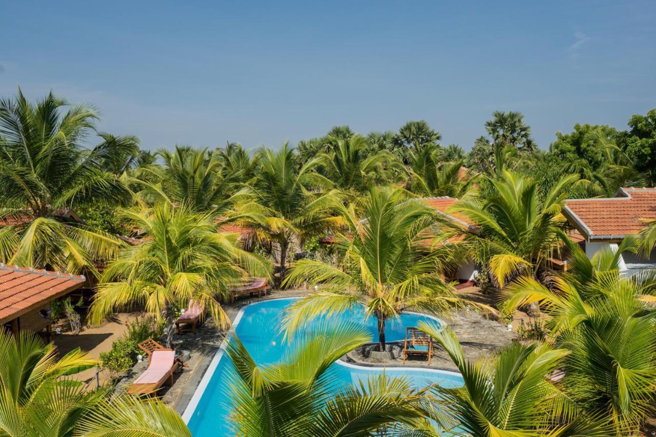 Babar Point Hotel 3*